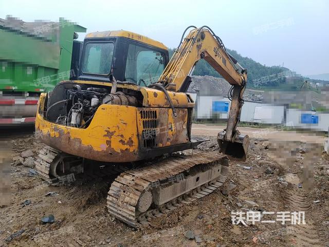 整機(jī)右后45°(整機(jī)外觀) 整機(jī)右后45°(整機(jī)外觀)