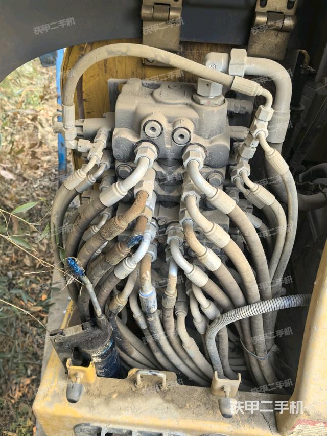 分配閥（上車部件）