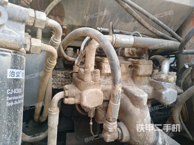 液壓泵斜45?左（大件艙室）