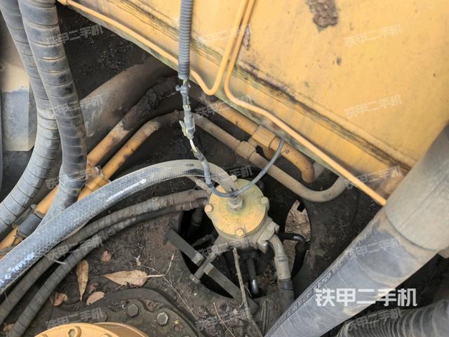 中央回轉(zhuǎn)接頭特寫(上車部件) 中央回轉(zhuǎn)接頭特寫(上車部件)