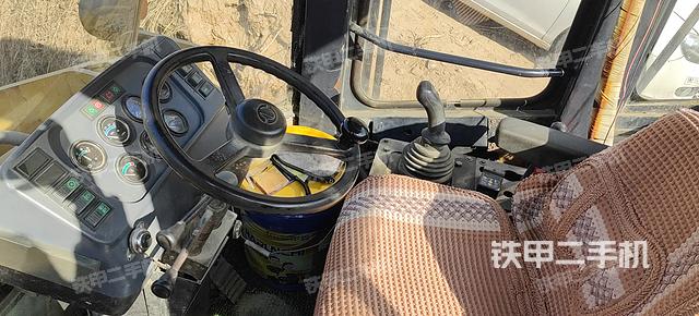 驾驶室操作台（整机外观及大件）