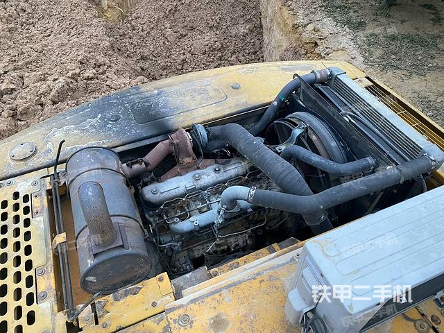 駕駛室頂部俯視（上車部件）