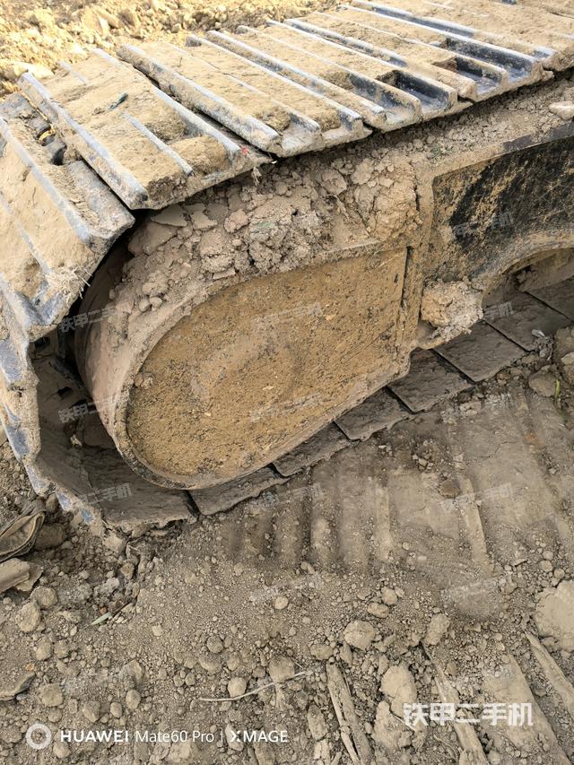 左導(dǎo)向輪（行走機(jī)構(gòu)）