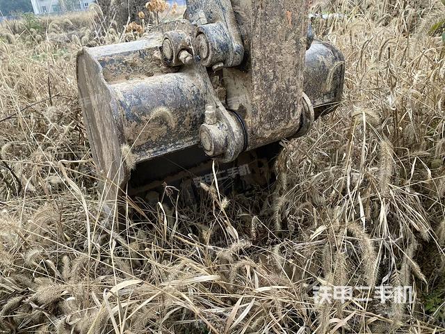 鏟斗右后整體（工作和回轉(zhuǎn)裝置）