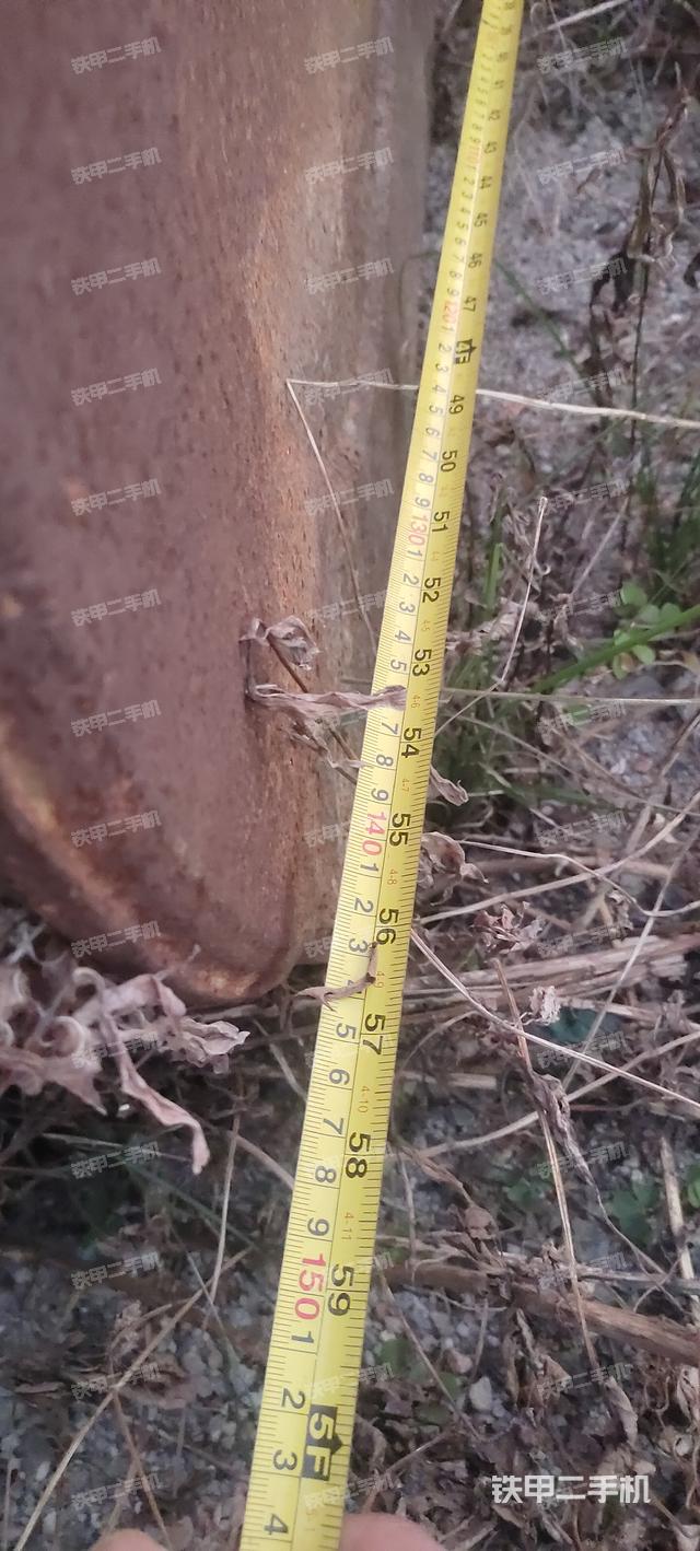 整机右侧（设备外观及核心部件）