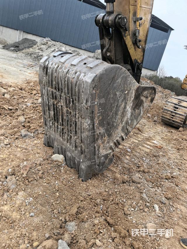 鏟斗45度（工作和回轉(zhuǎn)裝置）