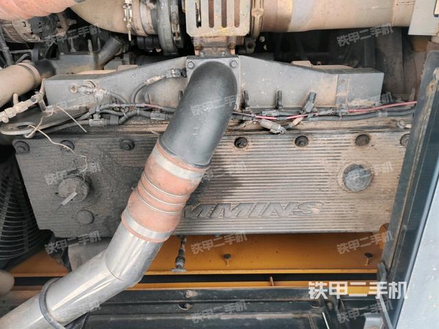 發(fā)動(dòng)機(jī)室（上車部件）