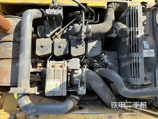 发动机整体俯视（整机外观）