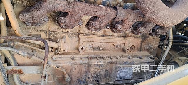 发动机右侧（整机外观及大件）