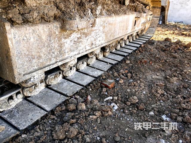 左側(cè)履帶整體?(行走機構(gòu)) 左側(cè)履帶整體?(行走機構(gòu))