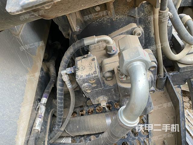 液壓泵室（大件艙室）