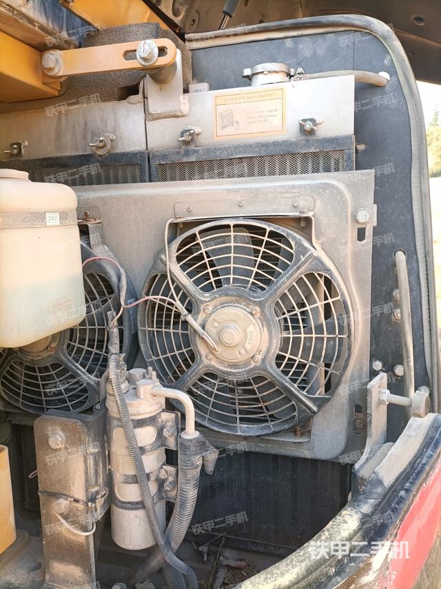 散熱器室(大件艙室) 散熱器室(大件艙室)
