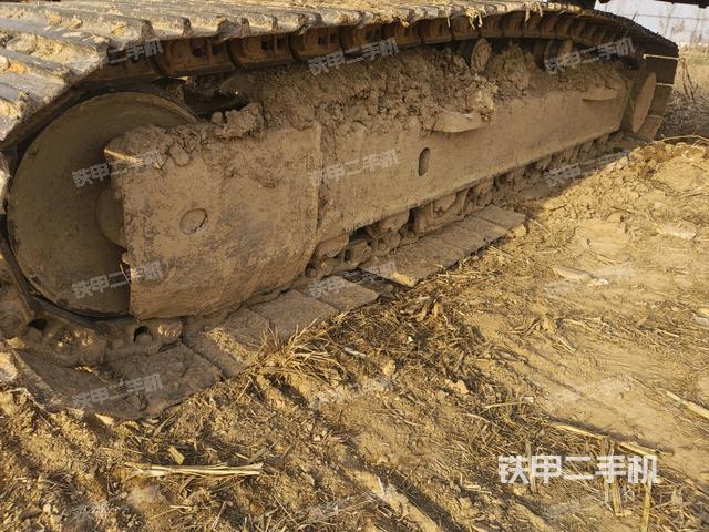 左側(cè)履帶整體?(行走機(jī)構(gòu)) 左側(cè)履帶整體?(行走機(jī)構(gòu))