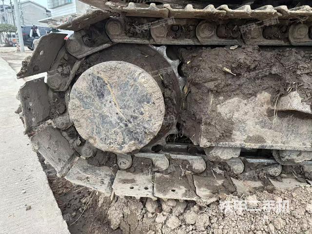 單側(cè)履帶整體（整機外觀）