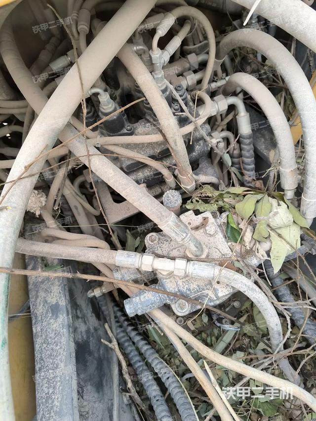 回轉(zhuǎn)馬達(dá)（上車部件）