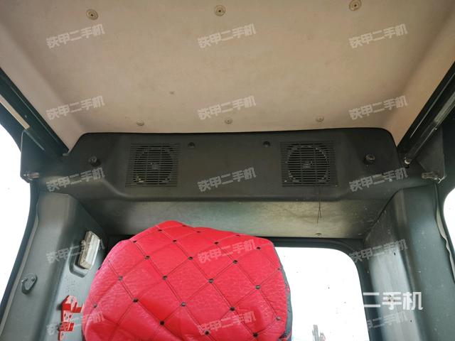 座椅后部（駕駛室部分）