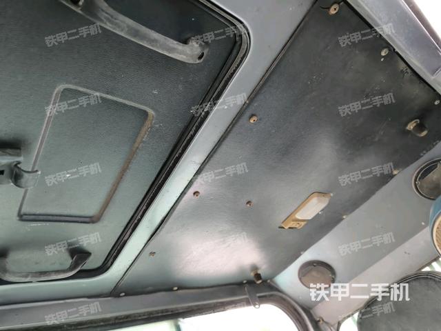 ?駕駛室正側(cè)(駕駛室部分) ?駕駛室正側(cè)(駕駛室部分)