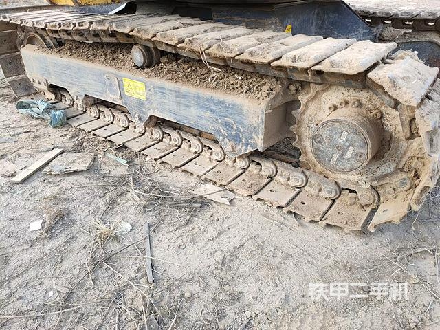 單側履帶整體（整機外觀）