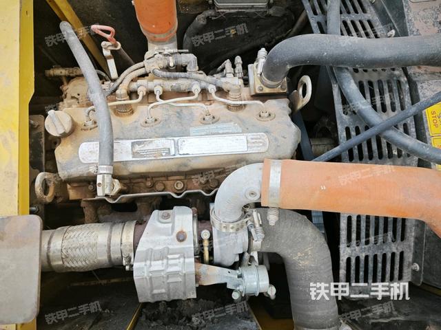增壓器特寫(xiě)(上車(chē)部件) 增壓器特寫(xiě)(上車(chē)部件)