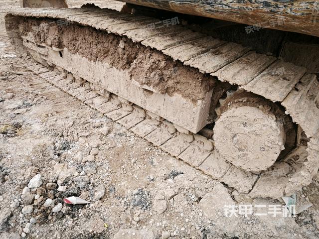 右側(cè)履帶整體（行走機(jī)構(gòu)）