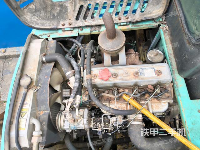 發(fā)動機室(上車部件) 發(fā)動機室(上車部件)