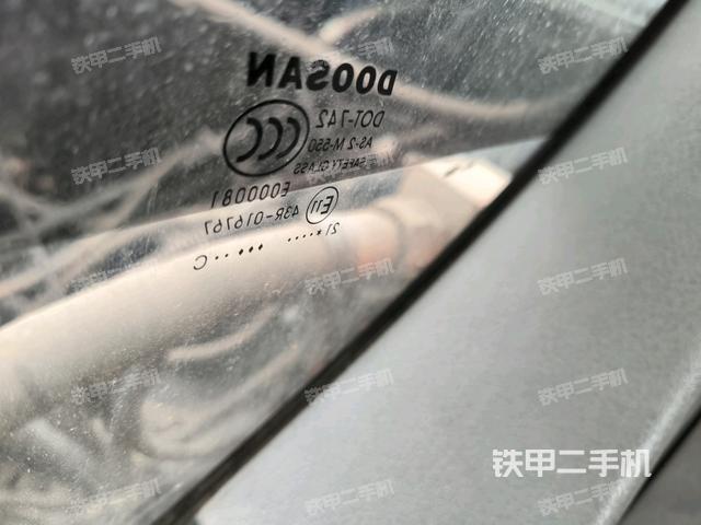 座椅后部（駕駛室部分）