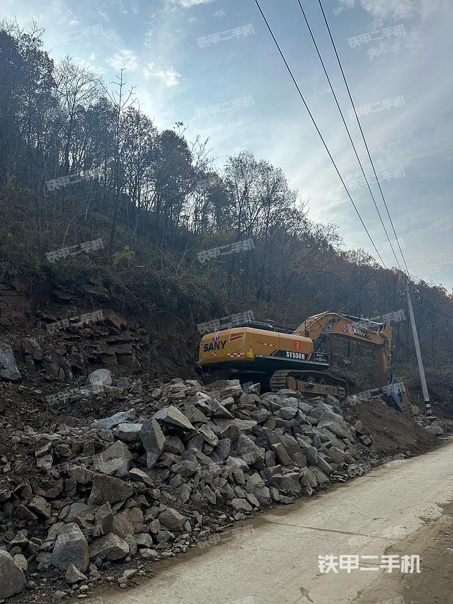 整機右后45°(整機外觀) 整機右后45°(整機外觀)