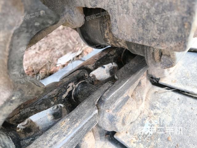 左驅(qū)動(dòng)輪(行走機(jī)構(gòu)) 左驅(qū)動(dòng)輪(行走機(jī)構(gòu))
