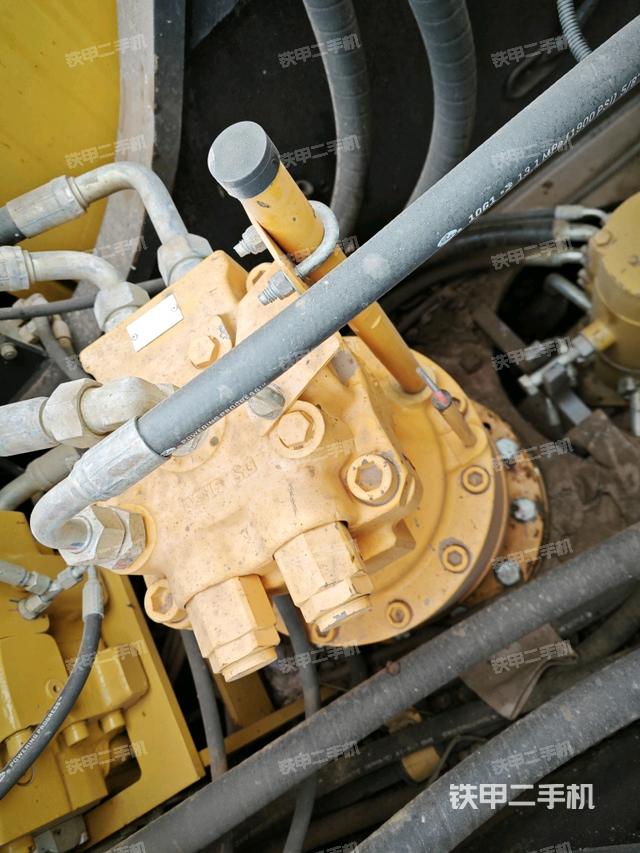 回轉(zhuǎn)馬達(dá)（上車部件）