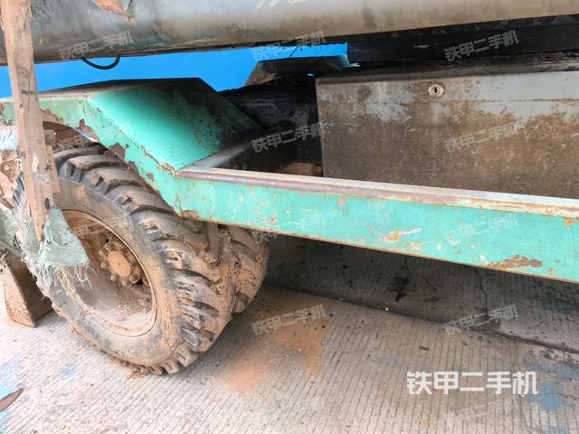 右側(cè)履帶整體?(行走機構(gòu)) 右側(cè)履帶整體?(行走機構(gòu))