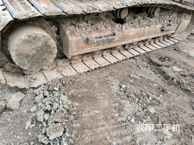 右側(cè)履帶整體（行走機(jī)構(gòu)）