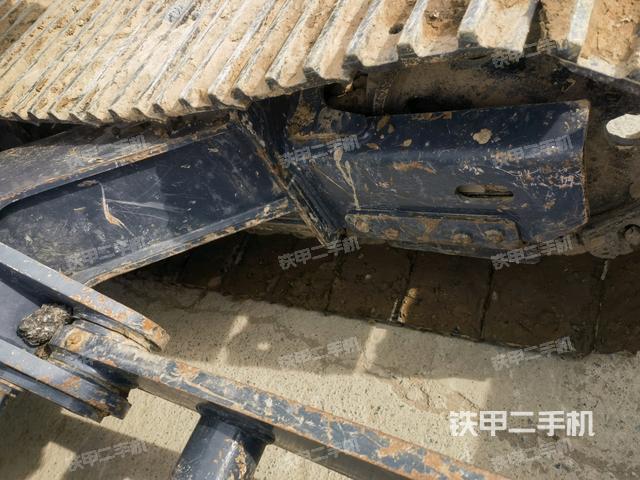 單側履帶整體(整機外觀) 單側履帶整體(整機外觀)