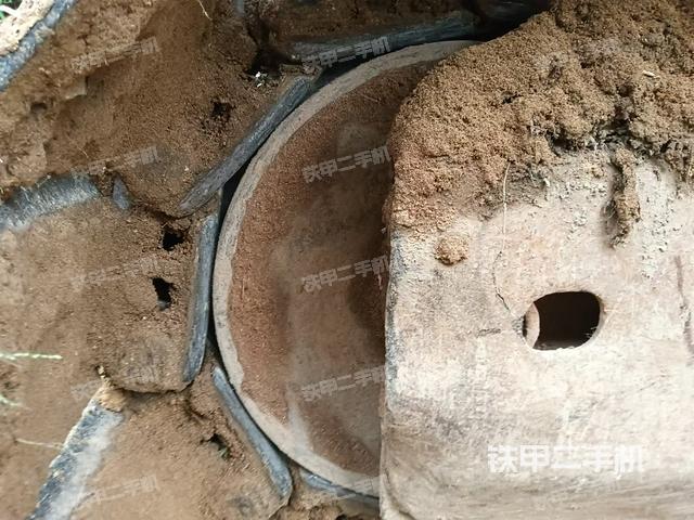 單側(cè)履帶整體（整機外觀）