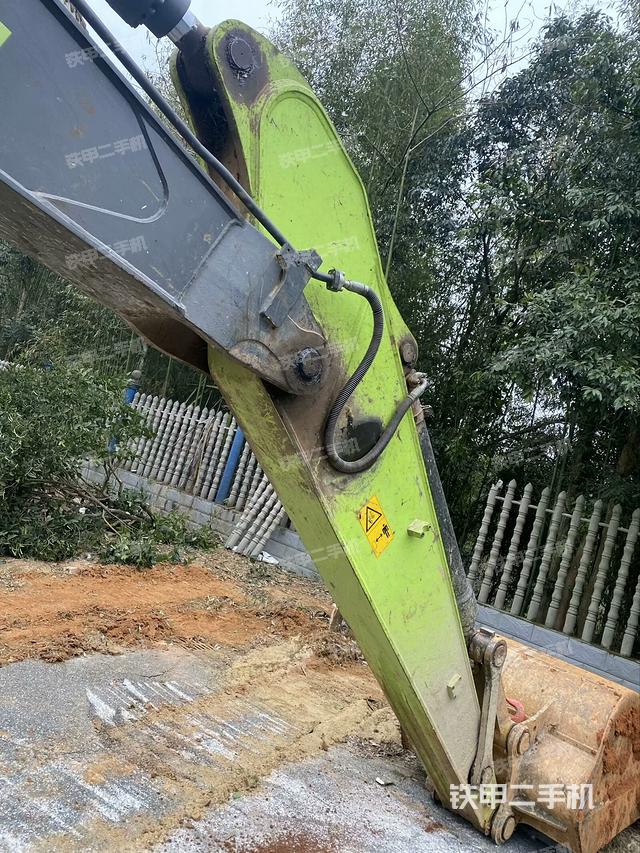 小臂整體右前（工作和回轉(zhuǎn)裝置）