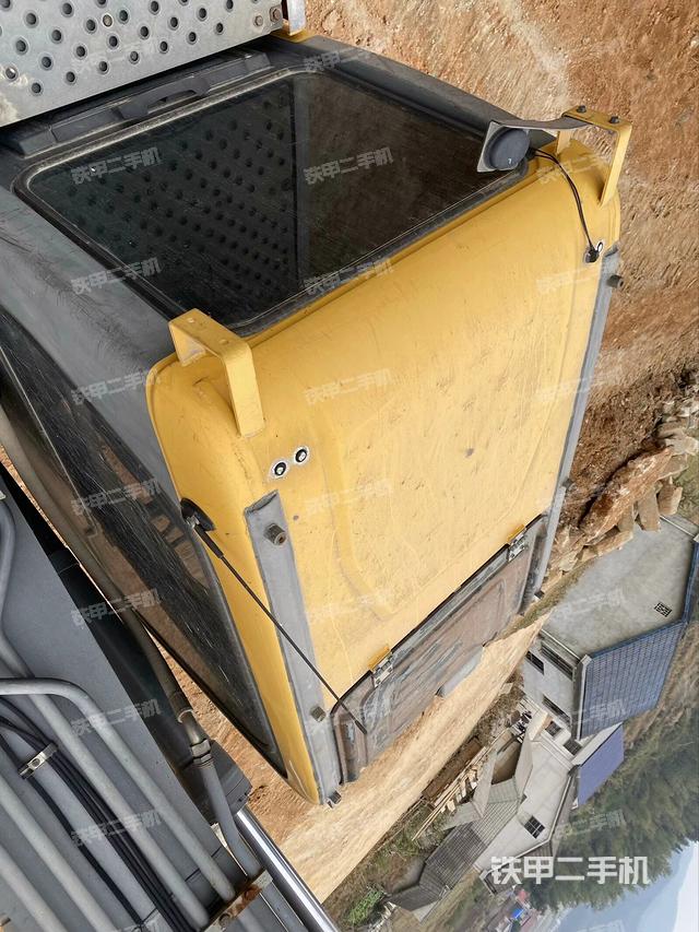 駕駛室頂部俯視（上車部件）