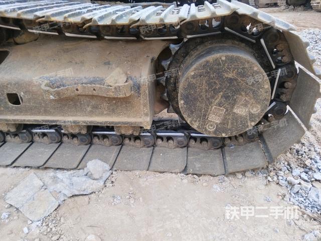 左驅(qū)動(dòng)輪（行走機(jī)構(gòu)）