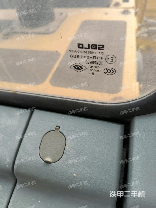 后窗玻璃角標(biāo)（駕駛室部分）