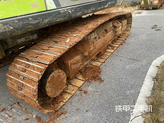 右側(cè)履帶整體（行走機(jī)構(gòu)）