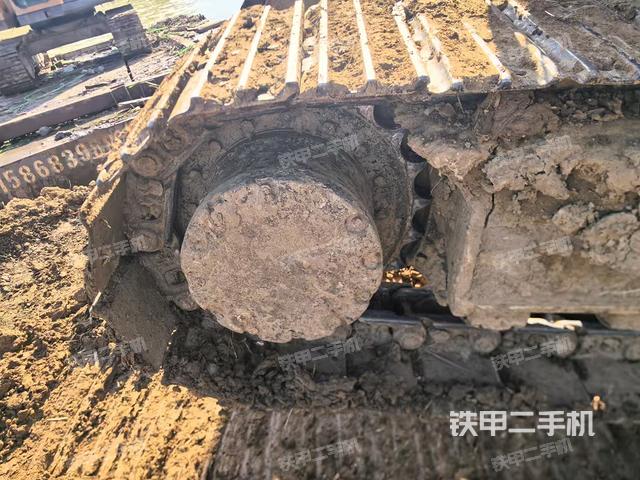 单侧履带整体（整机外观）