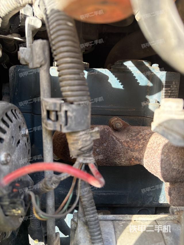 發(fā)動(dòng)機(jī)整體俯視（整機(jī)外觀）