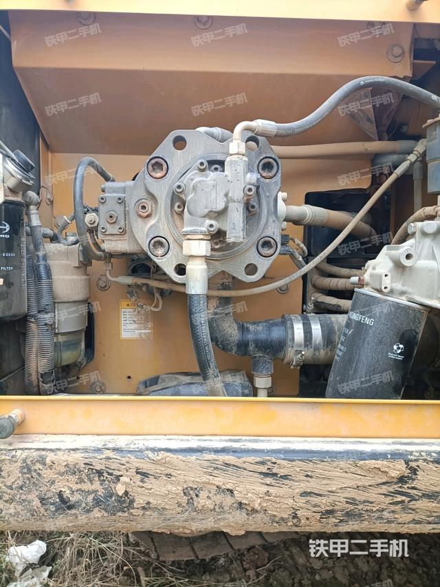 液壓泵室（大件艙室）