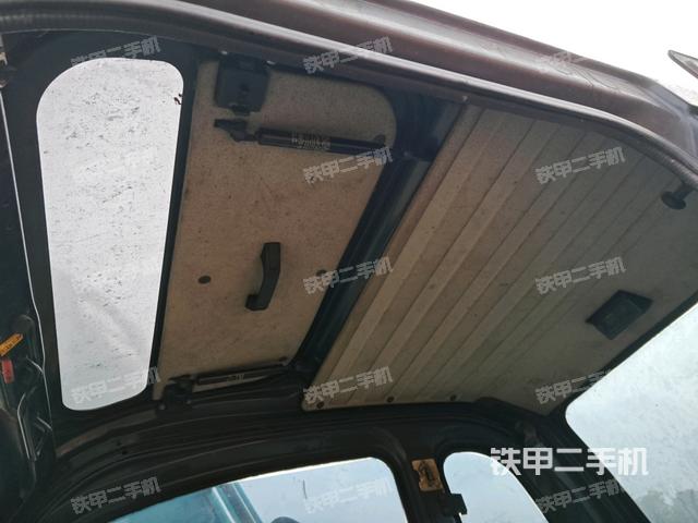 頂棚整體(駕駛室部分) 頂棚整體(駕駛室部分)