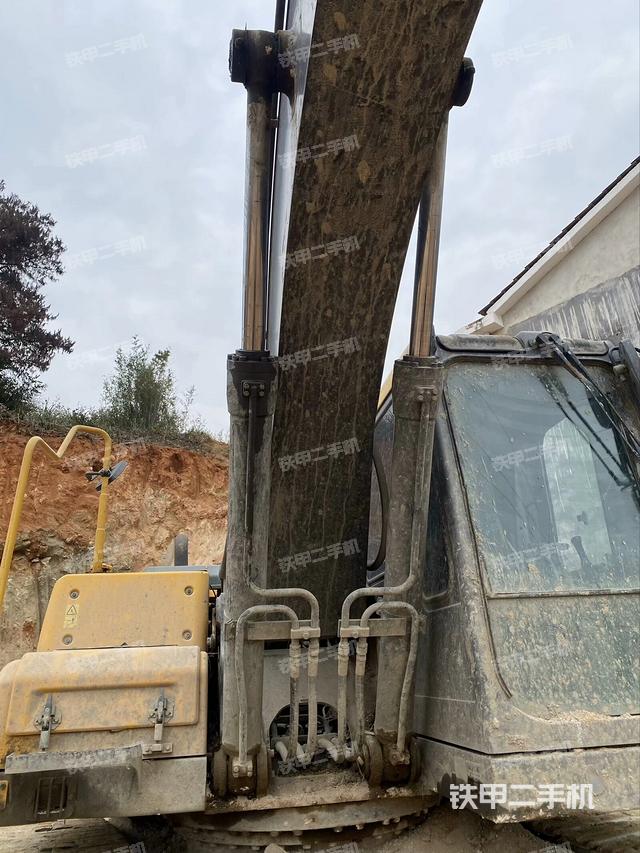 大臂油缸整體?豎拍（工作和回轉裝置）