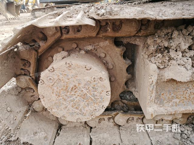 右驅(qū)動(dòng)輪(行走機(jī)構(gòu)) 右驅(qū)動(dòng)輪(行走機(jī)構(gòu))