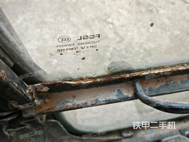 后窗玻璃角標(biāo)(駕駛室部分) 后窗玻璃角標(biāo)(駕駛室部分)
