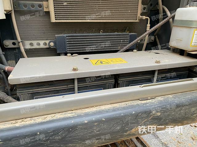 電瓶（大件艙室）