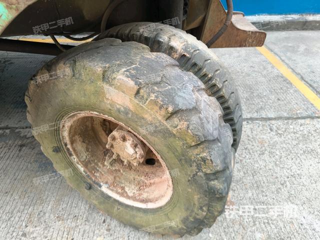 左驅(qū)動輪(行走機構(gòu)) 左驅(qū)動輪(行走機構(gòu))