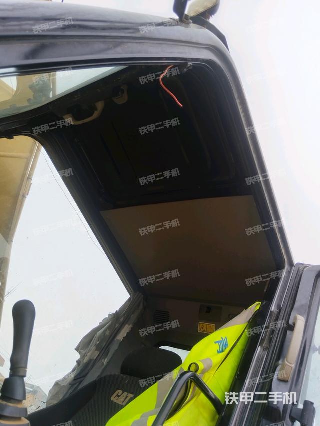 頂棚整體（駕駛室部分）