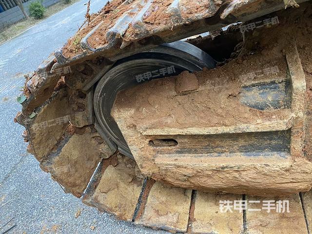 左導(dǎo)向輪（行走機(jī)構(gòu)）