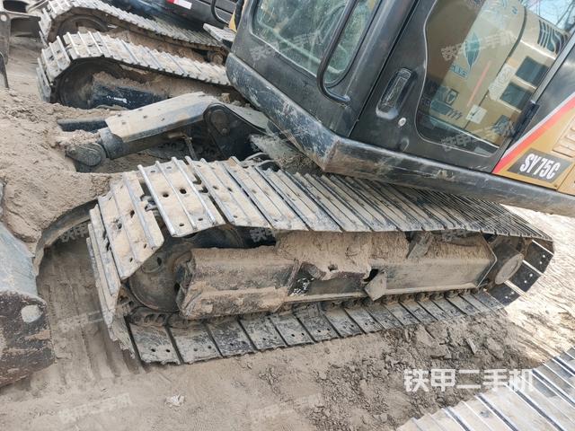 左側(cè)履帶整體?（行走機(jī)構(gòu)）